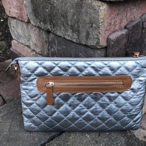 CROSSBODY WRISTLET